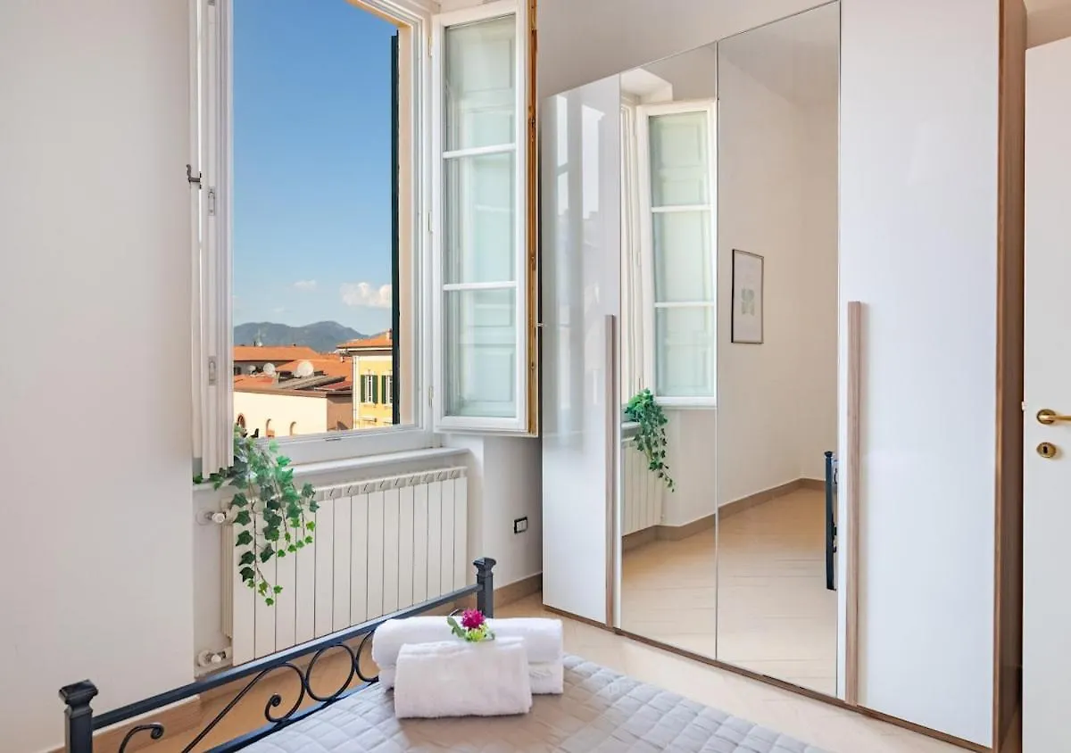 -Cavour 8- 3 Rooms With Views - Near The Tower ピサ イタリア