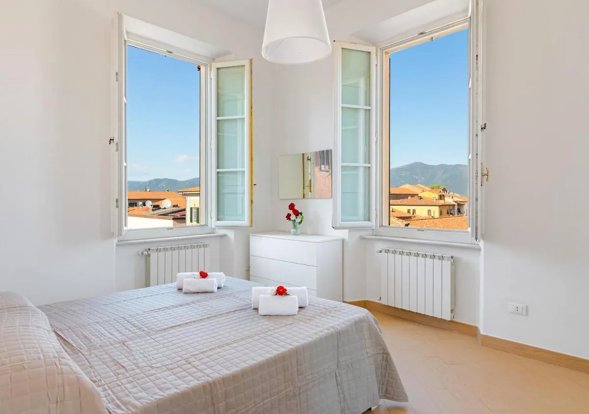 -Cavour 8- 3 Rooms With Views - Near The Tower ピサ